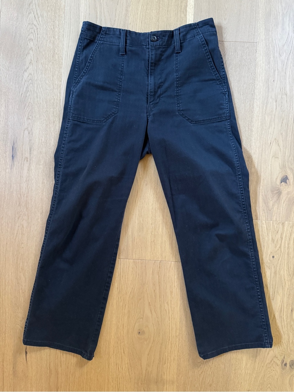Levi’s Cropped Straight Leg Pants